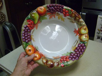 Festive Thanksgiving & Christmas Potato Chip Bowls in Baumholder